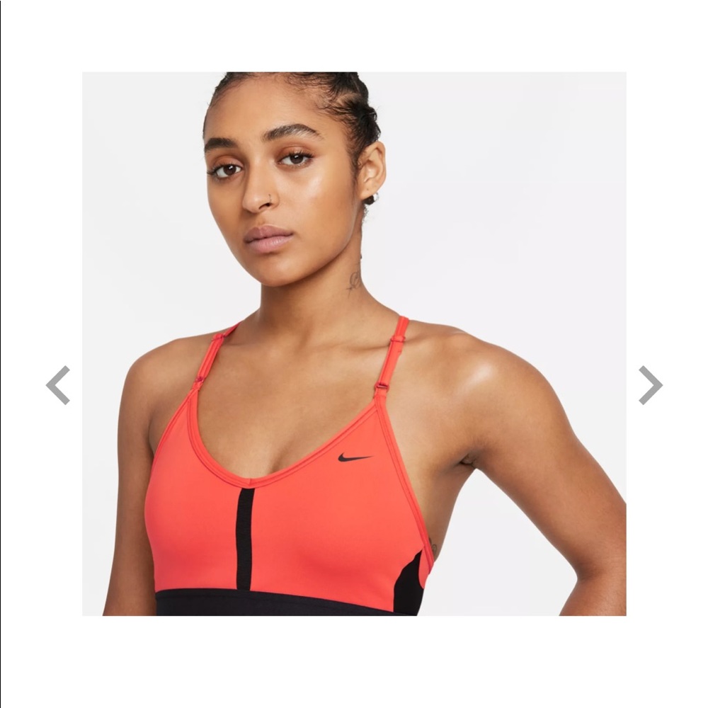 Nike Women's Dri-FIT Indy Light-Support Padded V-Neck Sports Bra SMALL